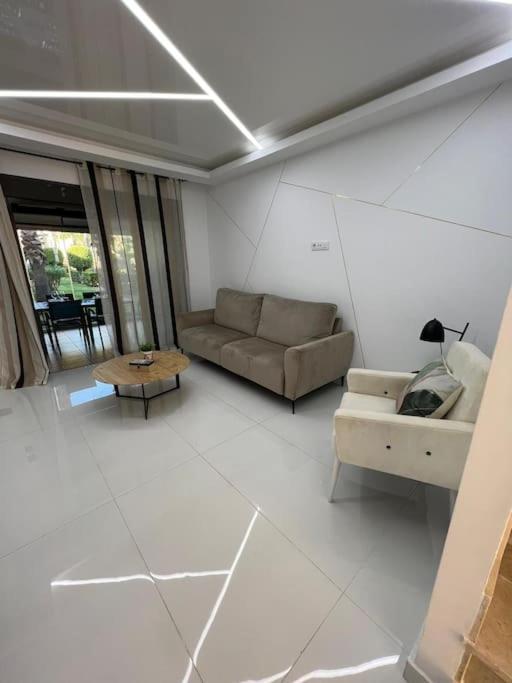 Morderno & Elegante Adosado En Roda Golf & Beach Resort Exterior photo